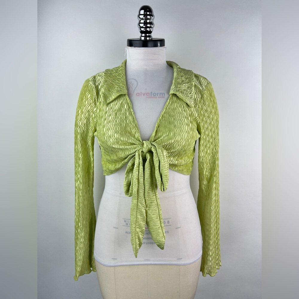 💚 3041. Plisse Flared Sleeve Shrug